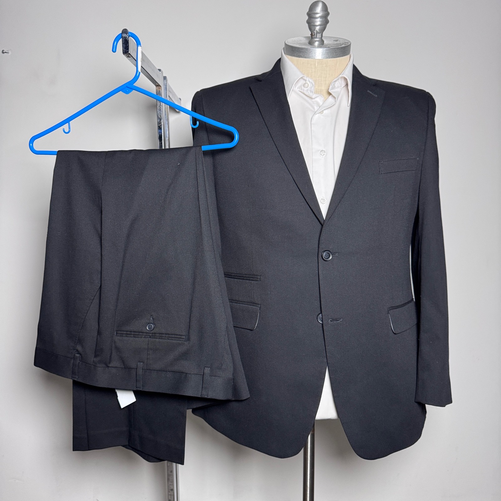 Perry Ellis Portfolio Suit Mens 46r 39x31 Black Solid Slim Fit Two Button Blazer